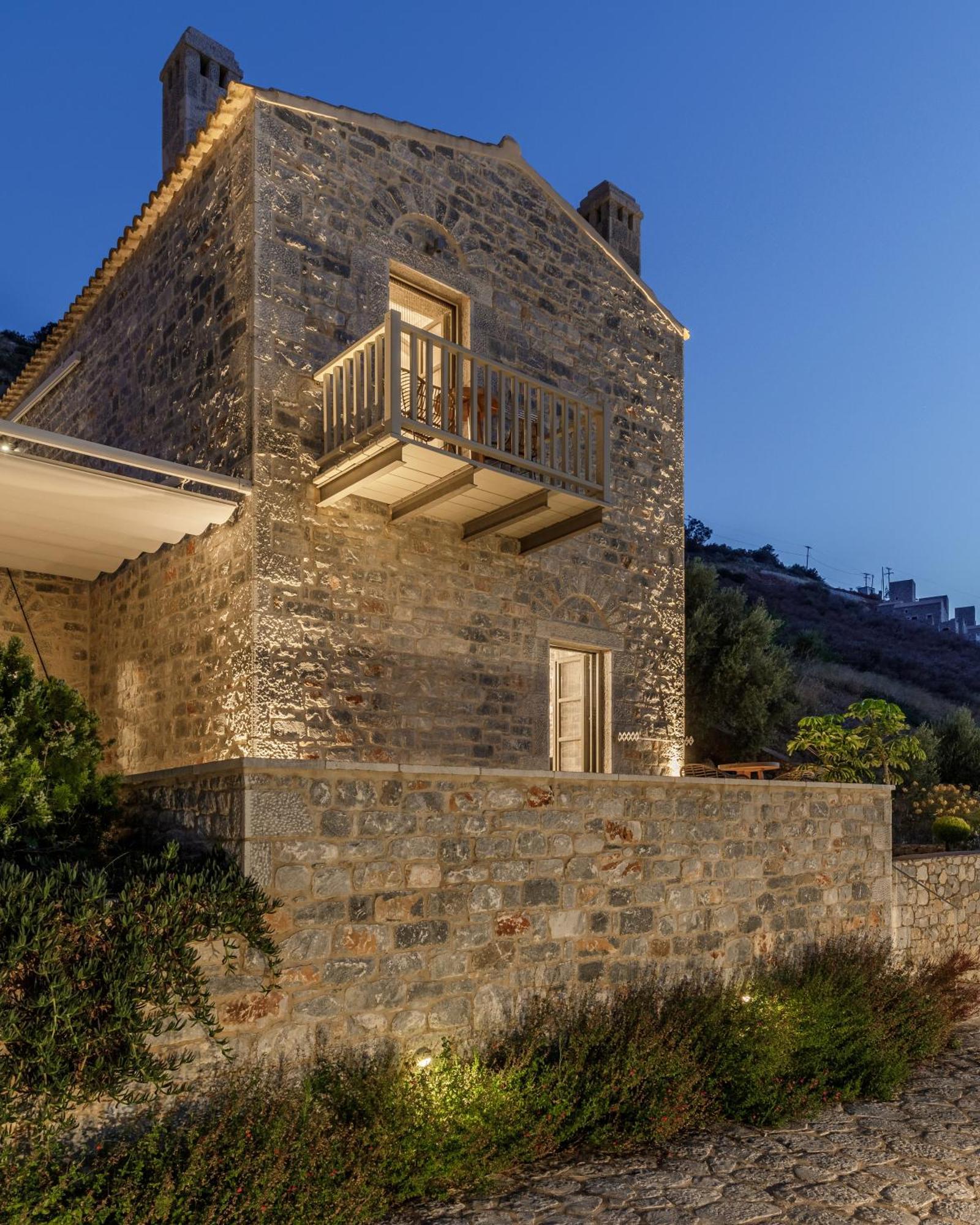 Trapela Limeni Luxury Suites מראה חיצוני תמונה