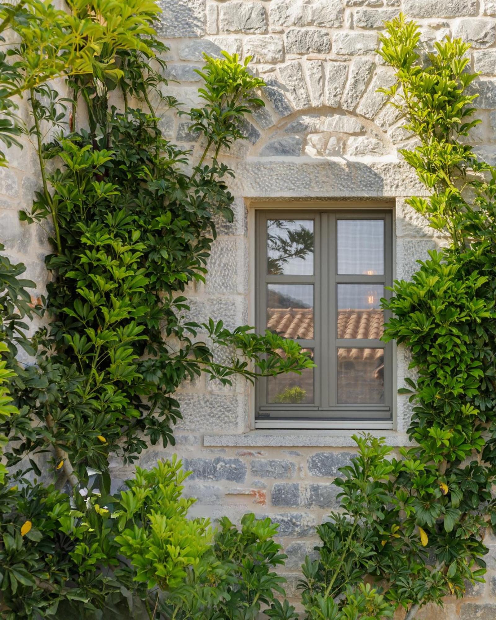 Trapela Limeni Luxury Suites מראה חיצוני תמונה