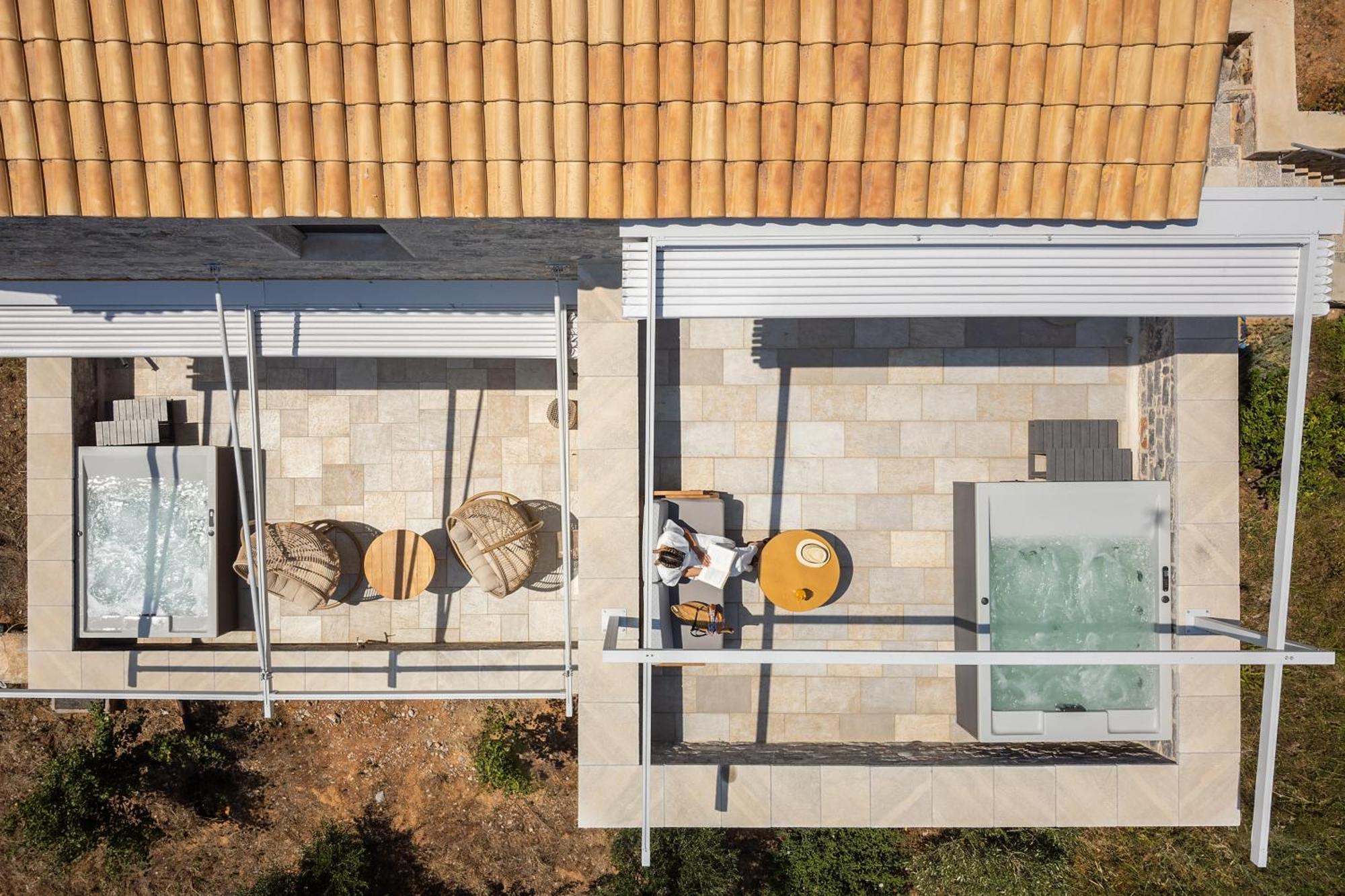 Trapela Limeni Luxury Suites מראה חיצוני תמונה