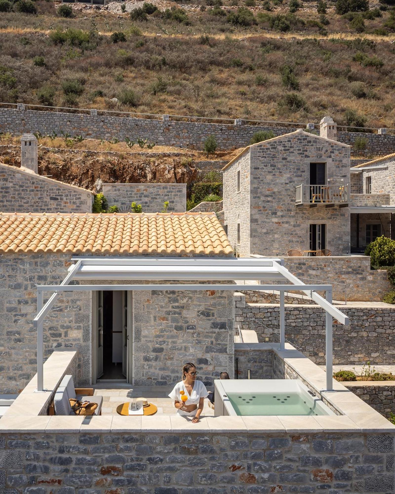 Trapela Limeni Luxury Suites מראה חיצוני תמונה