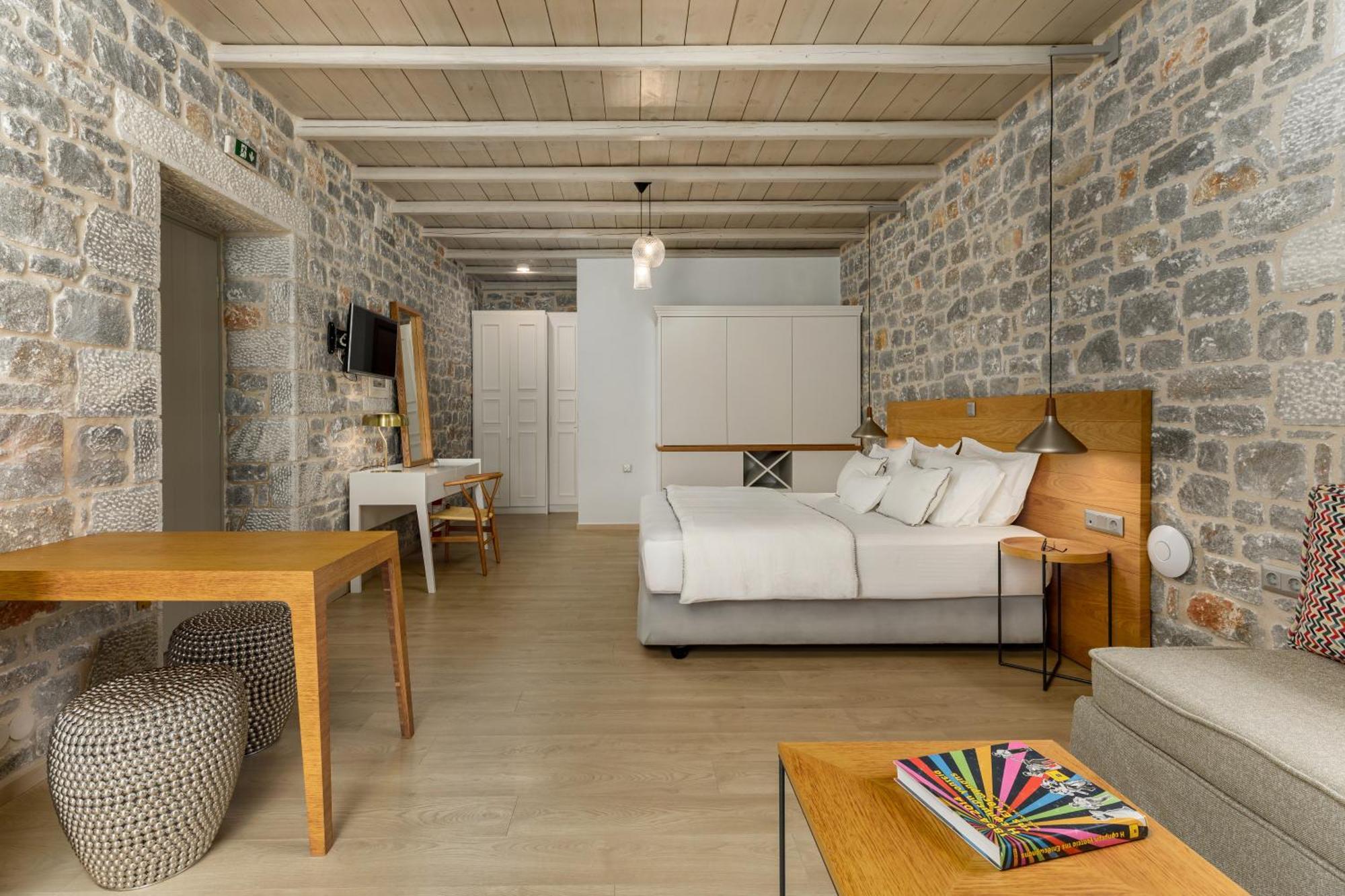 Trapela Limeni Luxury Suites חדר תמונה